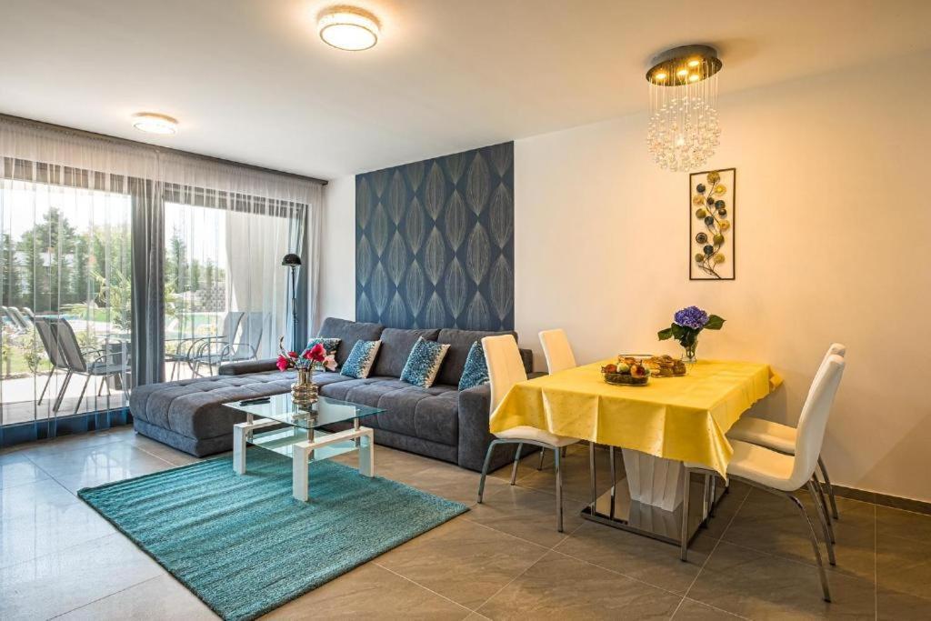 Fuered Luxury Apartman With Private Pool Balatonfüred Extérieur photo
